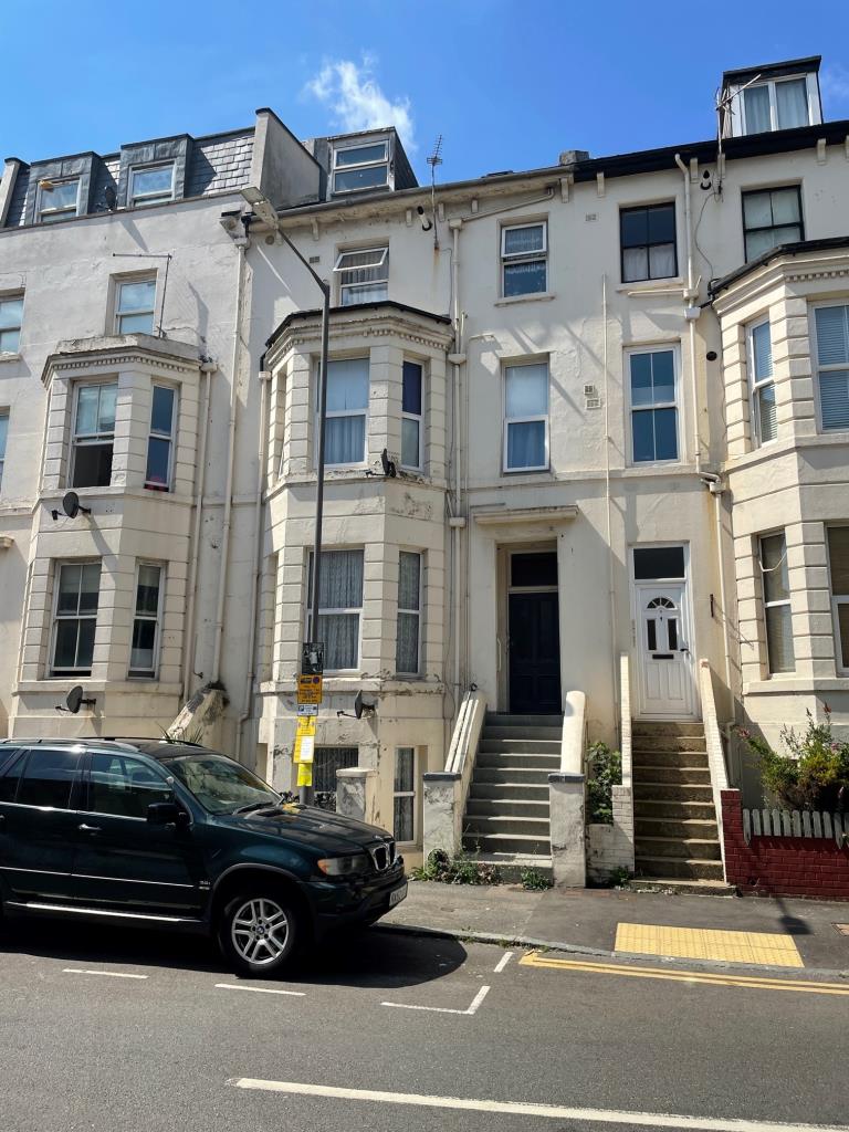Lot: 43 - FREEHOLD GROUND RENTS -